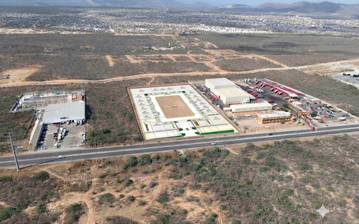 Proyecto: El conjunto terminado: 25 lotes, vialidad interna y estacionamiento público al frente
